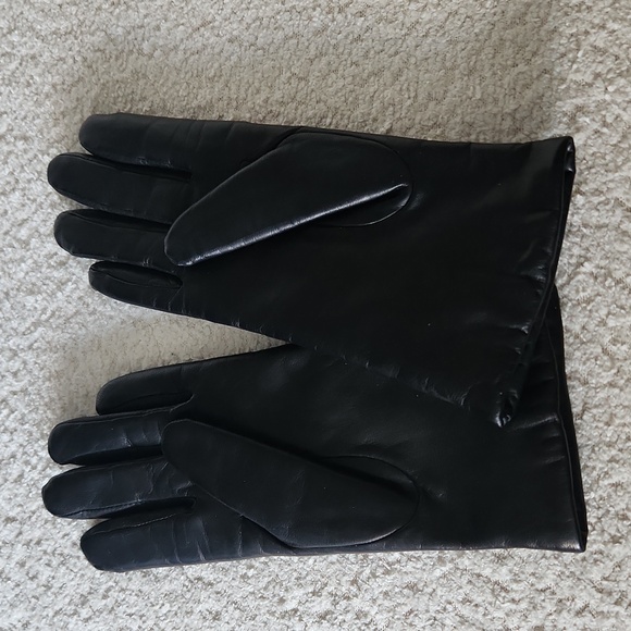 Accessories - 100% Leather Driving Gloves